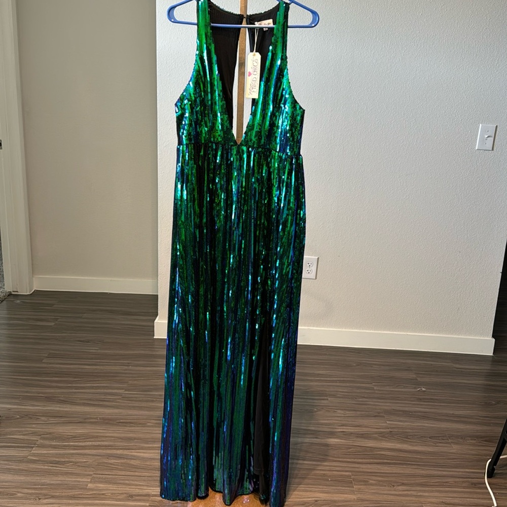 Sequin Mermaid blue/green dress - Picture 6 of 13